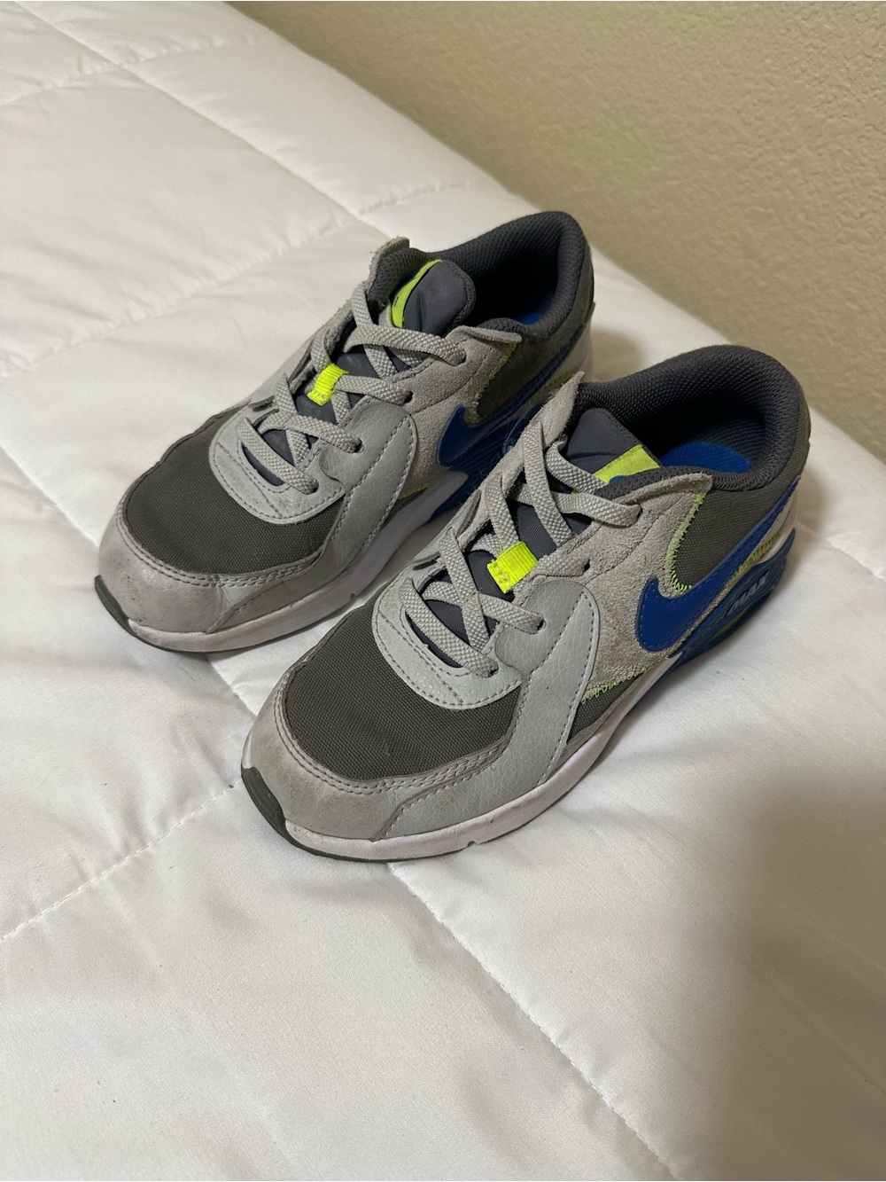 Nike AirMax Kids' Gray & Blue Athletic Sneakers with Neon Accent